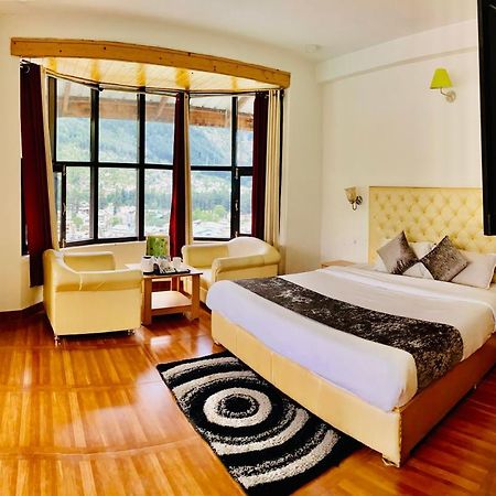 مايالي Hotel Hadimba Palace - Near Mall Road المظهر الخارجي الصورة