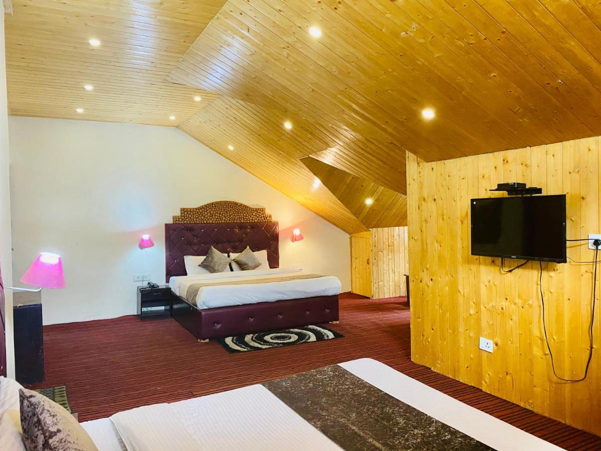 مايالي Hotel Hadimba Palace - Near Mall Road المظهر الخارجي الصورة