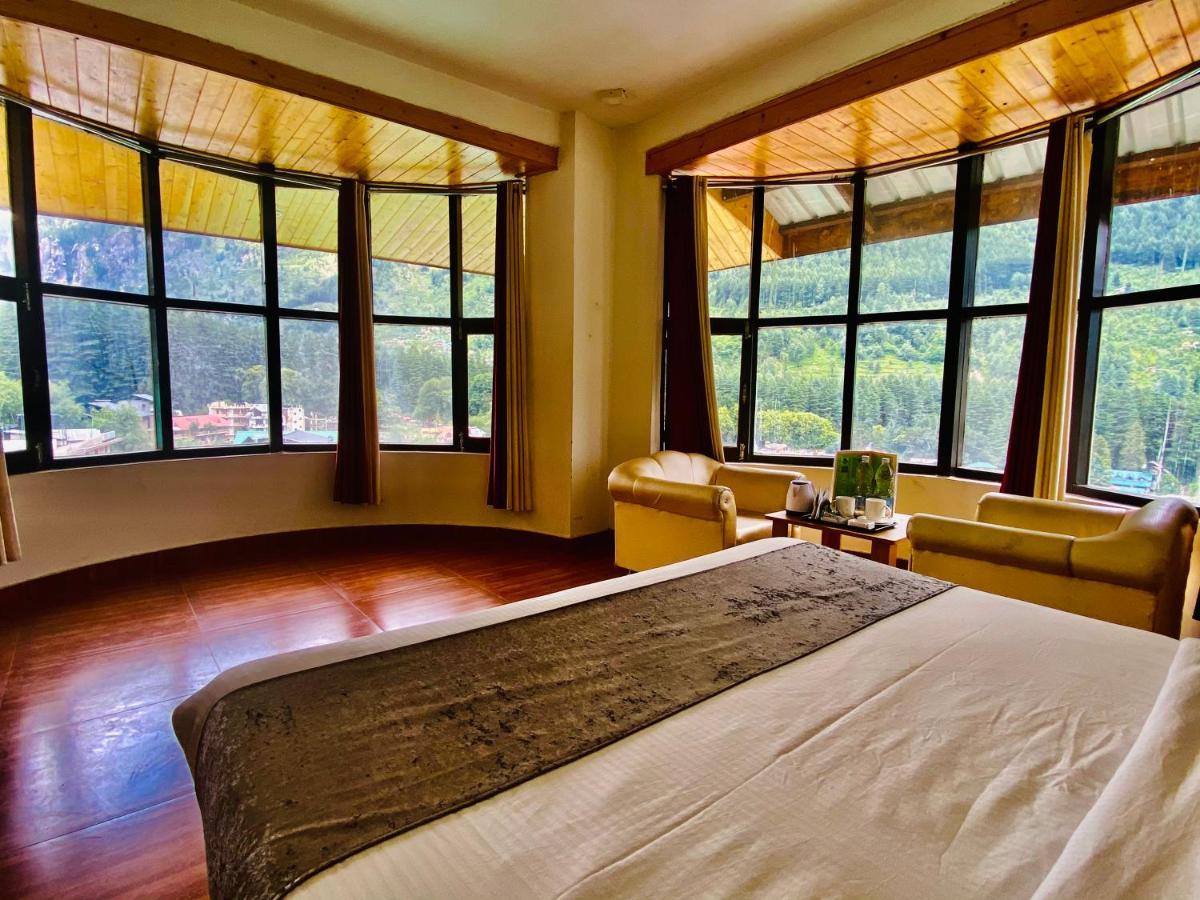 مايالي Hotel Hadimba Palace - Near Mall Road المظهر الخارجي الصورة