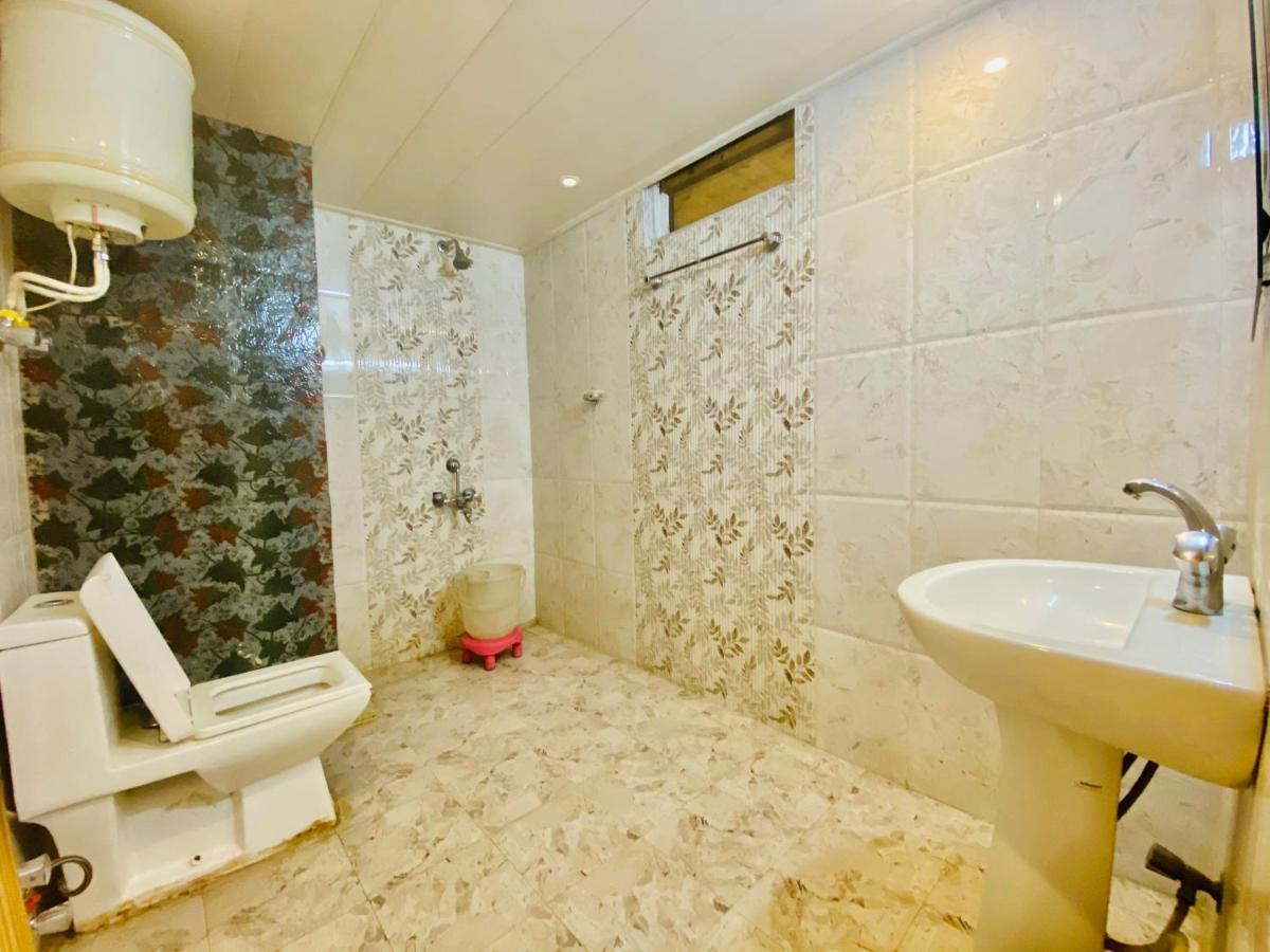 مايالي Hotel Hadimba Palace - Near Mall Road المظهر الخارجي الصورة