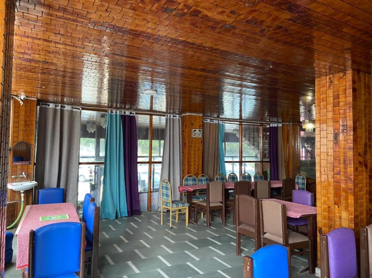 مايالي Hotel Hadimba Palace - Near Mall Road المظهر الخارجي الصورة