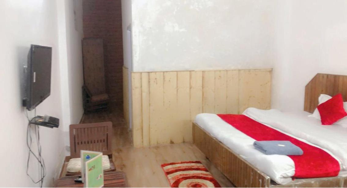 مايالي Hotel Hadimba Palace - Near Mall Road المظهر الخارجي الصورة